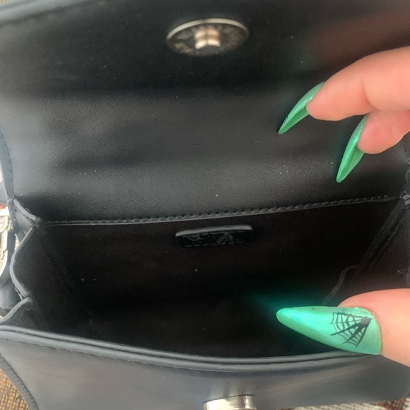 Urban Outfitters Lilly Mini Crossbody Bag - Picture 5 of 5